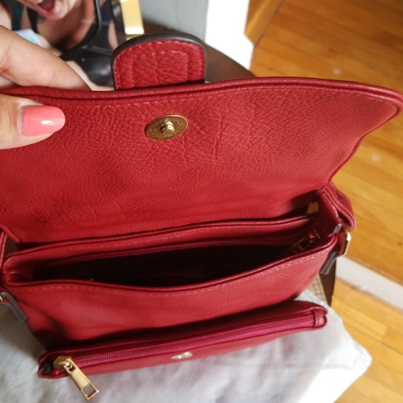 Maya Cross Body - Picture 5 of 6